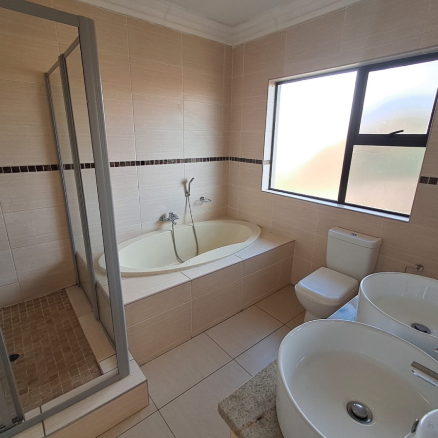 4 Bedroom Property for Sale in Shellyvale Free State